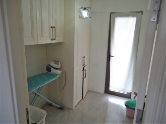 Gaziantep Burç Mahallesinde Satılık 4+1 Ultra Lüx Havuzlu Villa